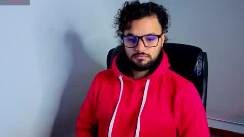 Snapshot of ernesto_rodriguez_82 chatting on October 17, 2025, 5:21 am ernesto rodriguez 82 online show from October 17, 2025, 5:21 am