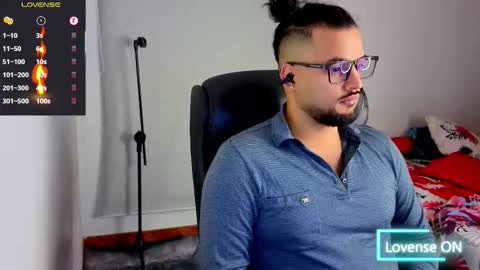 Snapshot of ernesto_rodriguez_82 chatting on October 22, 2025, 7:41 am ernesto rodriguez 82 online show from October 22, 2025, 7:41 am