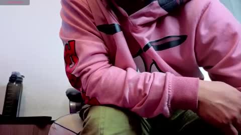 Snapshot of ernesto_rodriguez_82 chatting on November 11, 2025, 5:57 pm ernesto rodriguez 82 online show from November 11, 2025, 5:57 pm