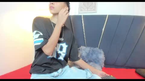 ero_boy40 online show from May 14, 2026, 3:02 am