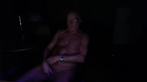 eroen online show from September 14, 2025, 11:59 pm