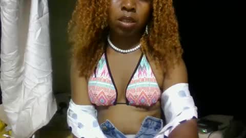 erolinee online show from September 9, 2025, 7:08 am