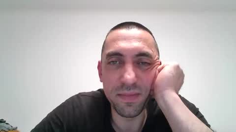 Snapshot of eros8407 chatting on January 6, 2026, 8:01 pm eros8407 online show from January 6, 2026, 8:01 pm