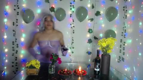 Eros Smith online show from January 8, 2025, 2:14 pm