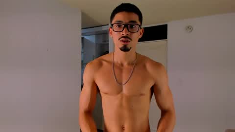 Snapshot of eros_becker_ chatting on May 21, 2026, 12:39 am eros_becker_ online show from May 21, 2026, 12:39 am
