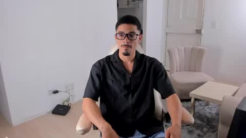 Snapshot of eros_becker_ chatting on May 31, 2026, 5:26 am eros_becker_ online show from May 31, 2026, 5:26 am