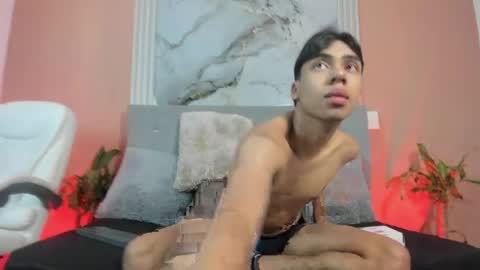 Eros Lux1 online show from April 5, 2026, 2:36 pm