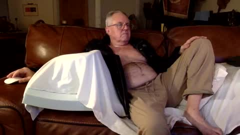 eros online show from December 4, 2024, 4:10 am