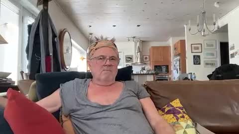 eros online show from February 20, 2025, 2:46 pm