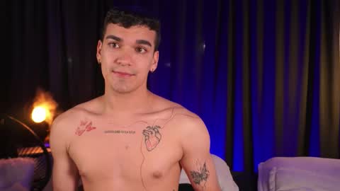 Snapshot of eroswild_ chatting on November 15, 2025, 3:59 am Eros Wild online show from November 15, 2025, 3:59 am