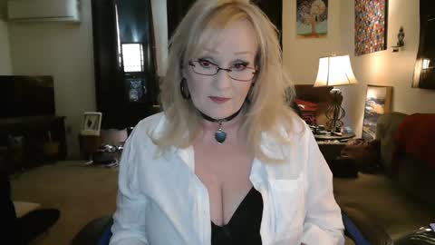 EroticSiren2 online show from February 15, 2025, 12:11 pm