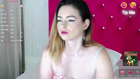 Erika online show from September 30, 2025, 4:28 am