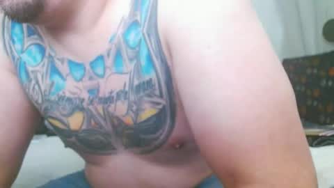 escodamus12 online show from January 1, 2025, 11:29 pm