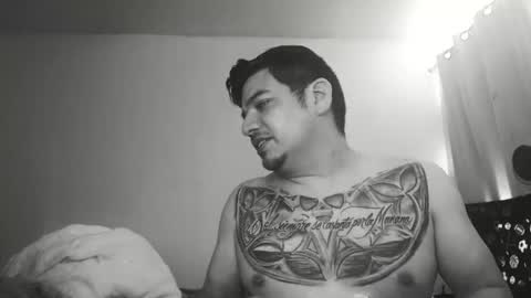 escodamus12 online show from March 5, 2025, 9:48 pm