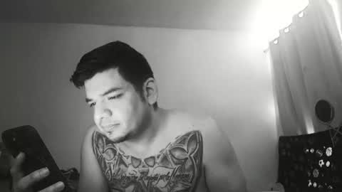 escodamus12 online show from March 9, 2025, 11:35 pm