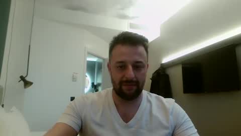 Snapshot of esibizionista_91 chatting on December 16, 2024, 3:54 pm esibizionista 91 online show from December 16, 2024, 3:54 pm
