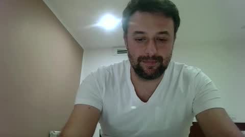 Snapshot of esibizionista_91 chatting on December 22, 2025, 5:54 pm esibizionista 91 online show from December 22, 2025, 5:54 pm