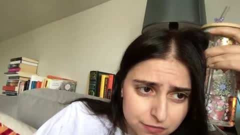 Snapshot of esimaralda chatting on May 31, 2026, 3:41 pm esimaralda online show from May 31, 2026, 3:41 pm