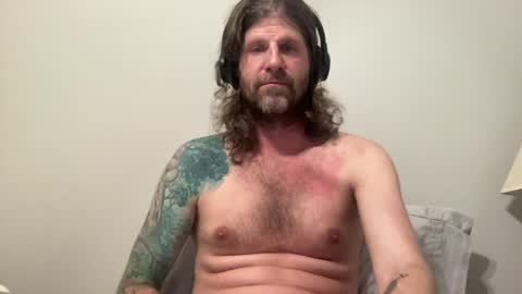 Snapshot of esinking24 chatting on May 10, 2026, 1:44 am esinking24 online show from May 10, 2026, 1:44 am