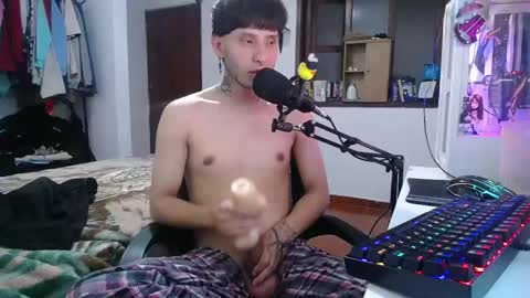 Snapshot of esjrobles chatting on December 26, 2024, 5:58 am Esteban online show from December 26, 2024, 5:58 am