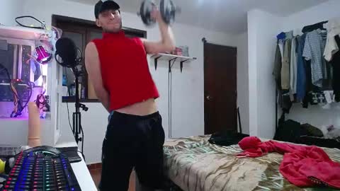 Snapshot of esjrobles chatting on January 18, 2025, 7:17 am Esteban online show from January 18, 2025, 7:17 am