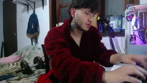 Snapshot of esjrobles chatting on February 24, 2025, 3:33 am Esteban online show from February 24, 2025, 3:33 am