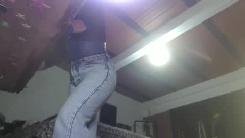 Snapshot of eskelaswd chatting on January 25, 2025, 1:54 am Eskela911 online show from January 25, 2025, 1:54 am