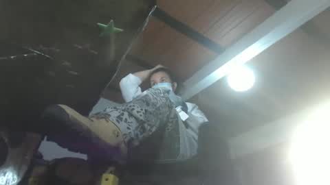 Snapshot of eskelaswd chatting on February 19, 2025, 2:33 am Eskela911 online show from February 19, 2025, 2:33 am