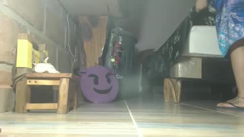 Snapshot of eskelaswd chatting on October 19, 2025, 2:29 pm Eskela911 online show from October 19, 2025, 2:29 pm