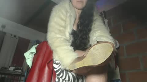 Snapshot of eskelaswd chatting on December 1, 2025, 12:26 am Eskela911 online show from December 1, 2025, 12:26 am