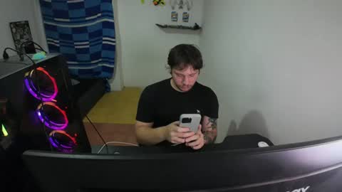 Snapshot of eskol212 chatting on July 16, 2026, 11:22 pm eskol212 online show from July 16, 2026, 11:22 pm