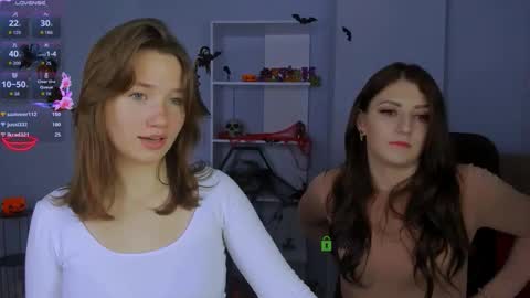 esma_shine online show from October 19, 2025, 7:47 pm