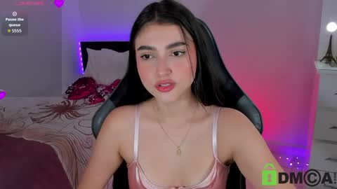 Esmeralda online show from May 13, 2026, 1:08 pm
