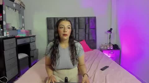 Perla online show from January 15, 2026, 6:18 am