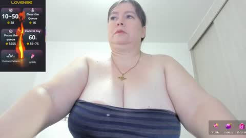 Snapshot of esmeraldo_mfc chatting on June 24, 2026, 10:09 pm Esmeralda online show from June 24, 2026, 10:09 pm