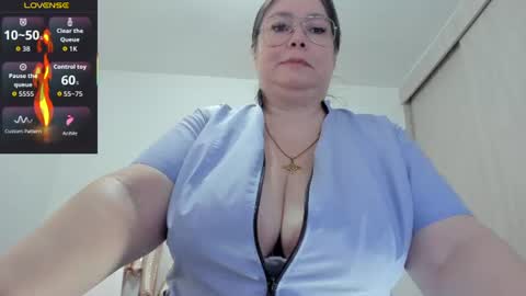 Snapshot of esmeraldo_mfc chatting on July 22, 2026, 10:23 pm Esmeralda online show from July 22, 2026, 10:23 pm