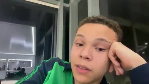 Snapshot of espchico chatting on October 25, 2025, 6:35 pm espchico online show from October 25, 2025, 6:35 pm