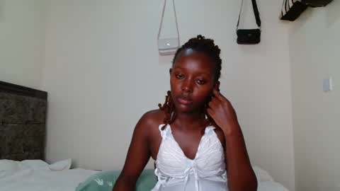 essypetite online show from January 8, 2026, 11:29 pm