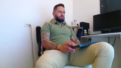 esteban online show from March 26, 2026, 3:50 pm