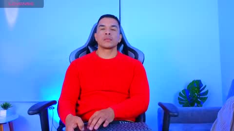 Snapshot of esteban_de_louise chatting on April 23, 2026, 12:29 pm ESTEBAN online show from April 23, 2026, 12:29 pm