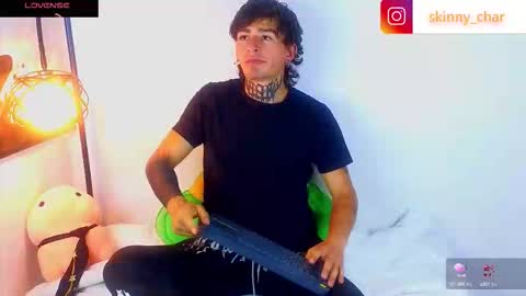 Snapshot of estebanchar_ chatting on October 1, 2025, 11:05 am Esteban independent model online show from October 1, 2025, 11:05 am