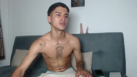 Esteban online show from April 25, 2026, 11:02 am