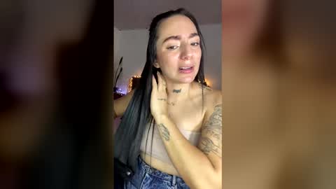 estefa1 online show from February 24, 2026, 5:44 pm