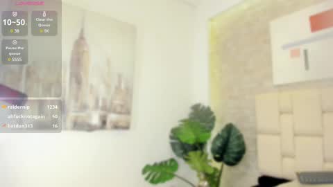 estefany online show from February 17, 2025, 2:37 pm