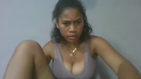 Snapshot of estelah796836 chatting on May 10, 2026, 9:25 am estelah796836 online show from May 10, 2026, 9:25 am