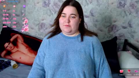 estelle_hicks online show from December 7, 2024, 9:22 pm