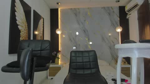 Estephany online show from December 26, 2024, 5:51 pm