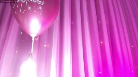 Estrella online show from June 10, 2026, 11:53 am