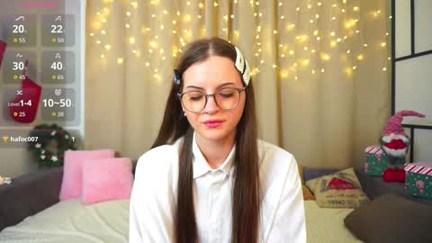 Anna  online show from December 20, 2025, 7:10 pm