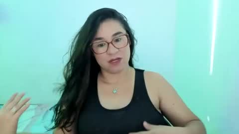 Snapshot of estrellajunior chatting on July 17, 2026, 11:28 am estrellajunior online show from July 17, 2026, 11:28 am